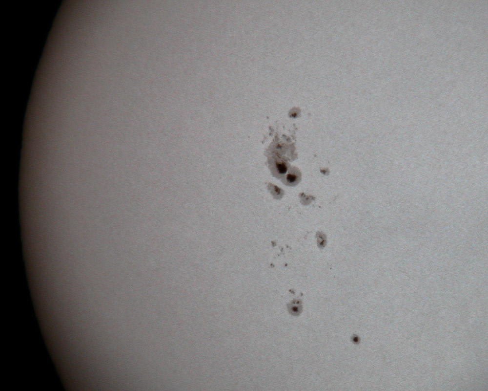 DSCN6211 Sonnenfleckengruppe-1000x800